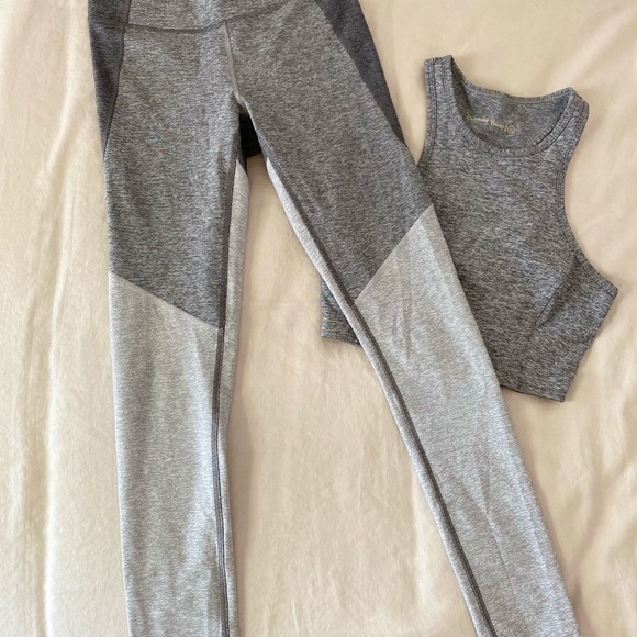 Outdoor Voices Athena Crop and Springs Leggings - Picture 2 of 4